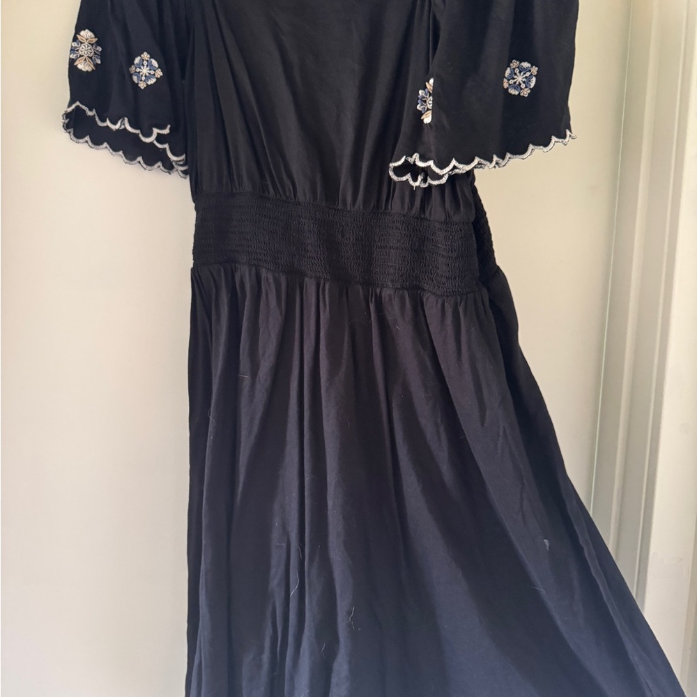 Old Navy Black Garment